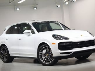 Used 2022 Porsche Cayenne Turbo video 2