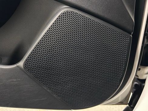 Used 2022 Kia Soul LX w/ Technology Package image 6