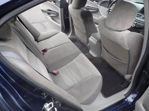 Used 2010 Honda Accord LX-P image 11