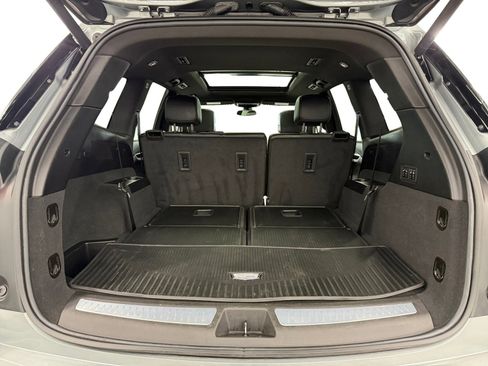 Used 2023 Cadillac XT6 Premium Luxury image 29