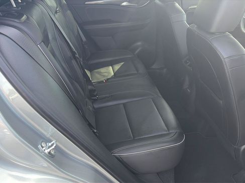 Used 2023 Buick Envision Essence AWD/4WD image 18