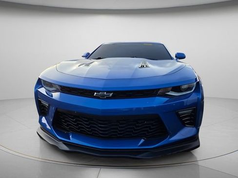 Used 2016 Chevrolet Camaro SS RWD image 3