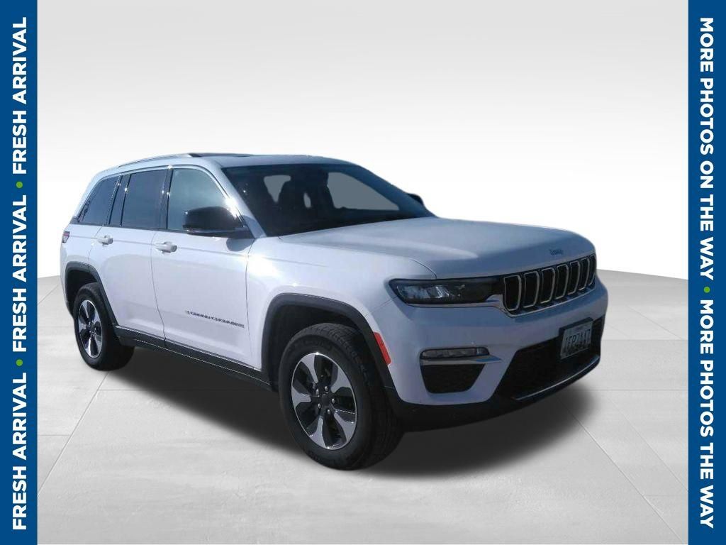 Used 2024 Jeep Grand Cherokee Limited 4xe AWD/4WD image 1