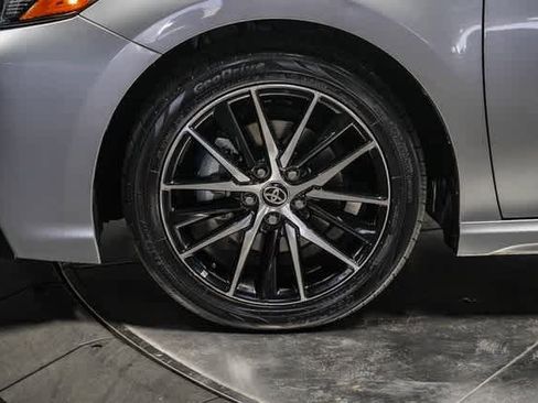 Certified 2023 Toyota Camry SE w/ Convenience Package image 10