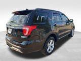 Used 2017 Ford Explorer XLT w/ Equipment Group 201A image 5
