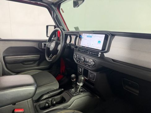 Used 2024 Jeep Wrangler Sport AWD/4WD image 27