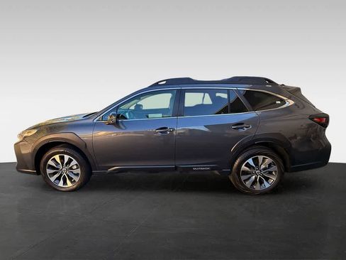 Certified 2025 Subaru Outback Limited AWD/4WD image 3