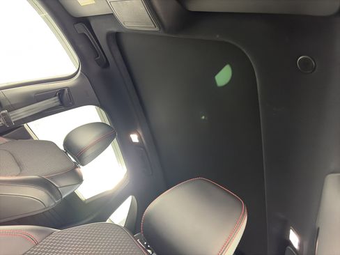 Used 2025 Ford Escape ST-Line w/ Tech Pack #1 image 19