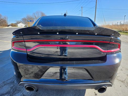 Used 2019 Dodge Charger R/T image 4