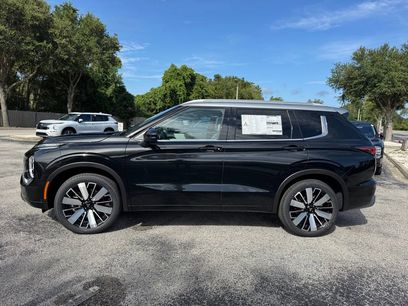 New 2025 Mitsubishi Outlander SEL