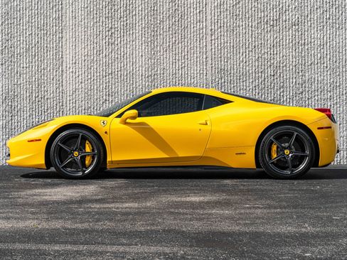 Used 2013 Ferrari 458 Italia Coupe image 17