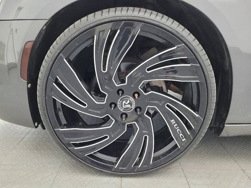 Used 2019 Chrysler 300 Touring w/ Sport Appearance Package RWD image 31