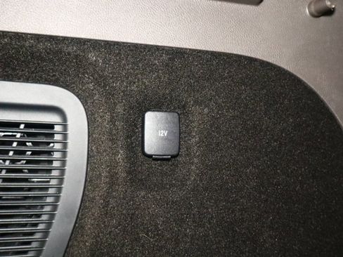 Used 2022 Lincoln Corsair FWD w/ Equipment Group 101A image 39