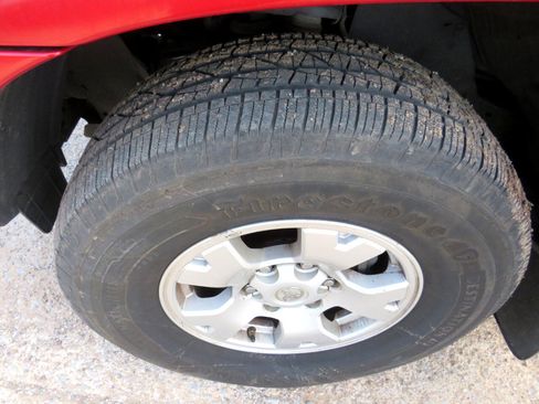 Used 2015 Toyota Tacoma 4x4 Double Cab image 23