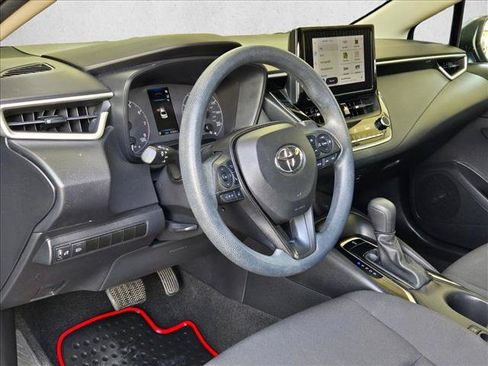 Used 2023 Toyota Corolla LE FWD image 9