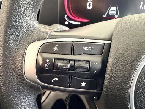 Used 2023 Kia Sportage LX AWD/4WD image 18