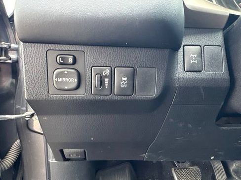 Used 2015 Toyota RAV4 XLE AWD/4WD image 9