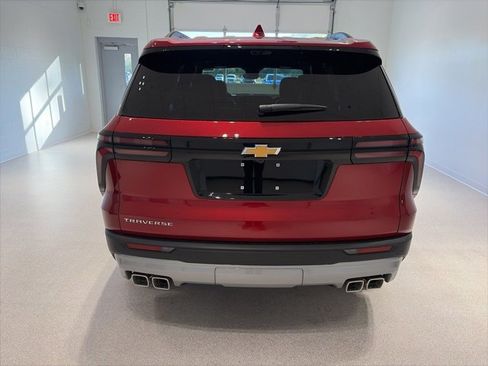 New 2026 Chevrolet Traverse LT w/ Driver Confidence Package image 5