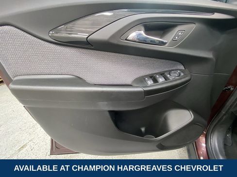 Used 2023 Chevrolet TrailBlazer LT w/ Convenience Package AWD/4WD image 30