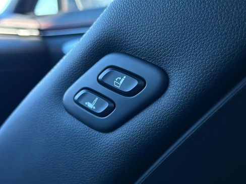 New 2026 Genesis GV70 2.5T Sport Prestige image 36