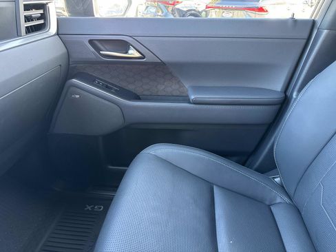 Certified 2024 Lexus GX 550 image 24