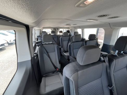 Used 2024 Ford Transit 350 XLT RWD image 28