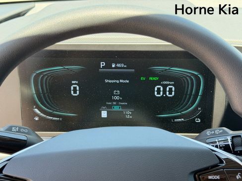 New 2026 Kia Niro LX FWD image 15