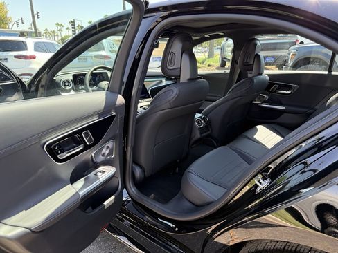 New 2025 Mercedes-Benz C 300 Sedan image 20