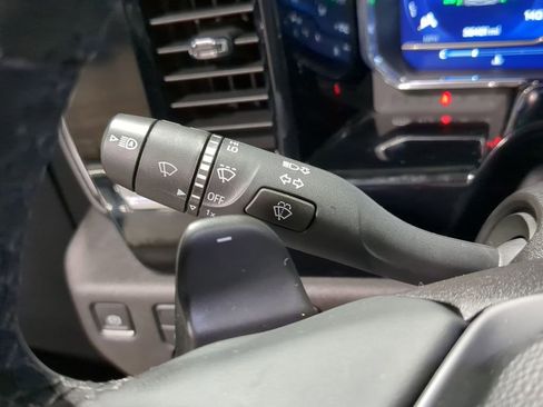 Used 2023 Chevrolet Silverado 1500 LTZ image 32