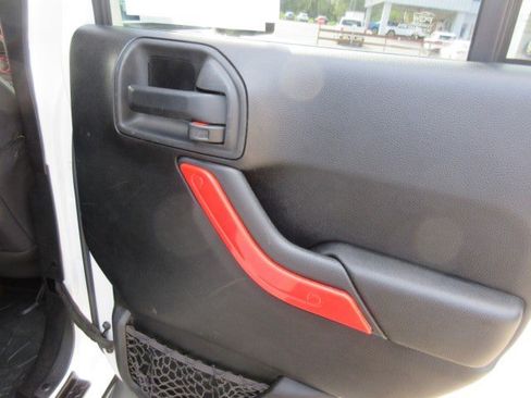 Used 2012 Jeep Wrangler Unlimited Sport AWD/4WD image 22