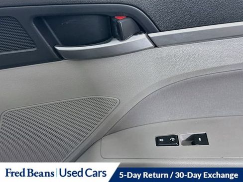 Used 2019 Hyundai Elantra Value Edition FWD image 41