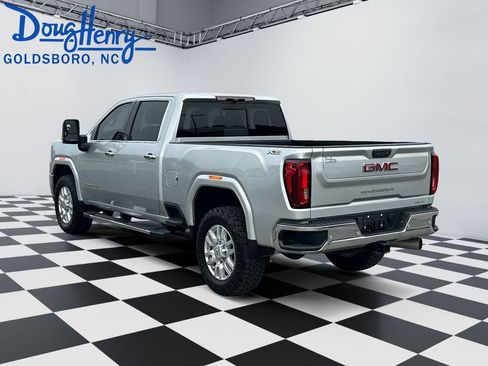 Used 2023 GMC Sierra 2500 SLT w/ SLT Premium Package AWD/4WD image 3