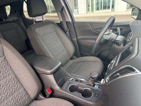 Used 2024 Chevrolet Equinox LT image 7