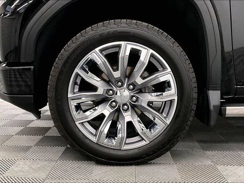 Used 2023 GMC Sierra 1500 Denali w/ Denali Reserve Package AWD/4WD image 10