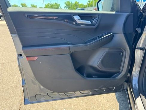 Used 2026 Ford Escape ST-Line AWD/4WD image 11