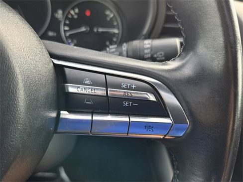 Used 2023 MAZDA MAZDA3 s image 25