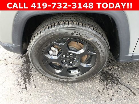 Used 2023 Jeep Compass Trailhawk image 27