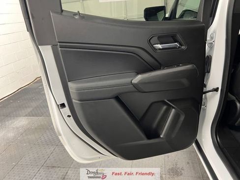 Used 2023 Chevrolet Colorado LT w/ LT Convenience Package II RWD image 33