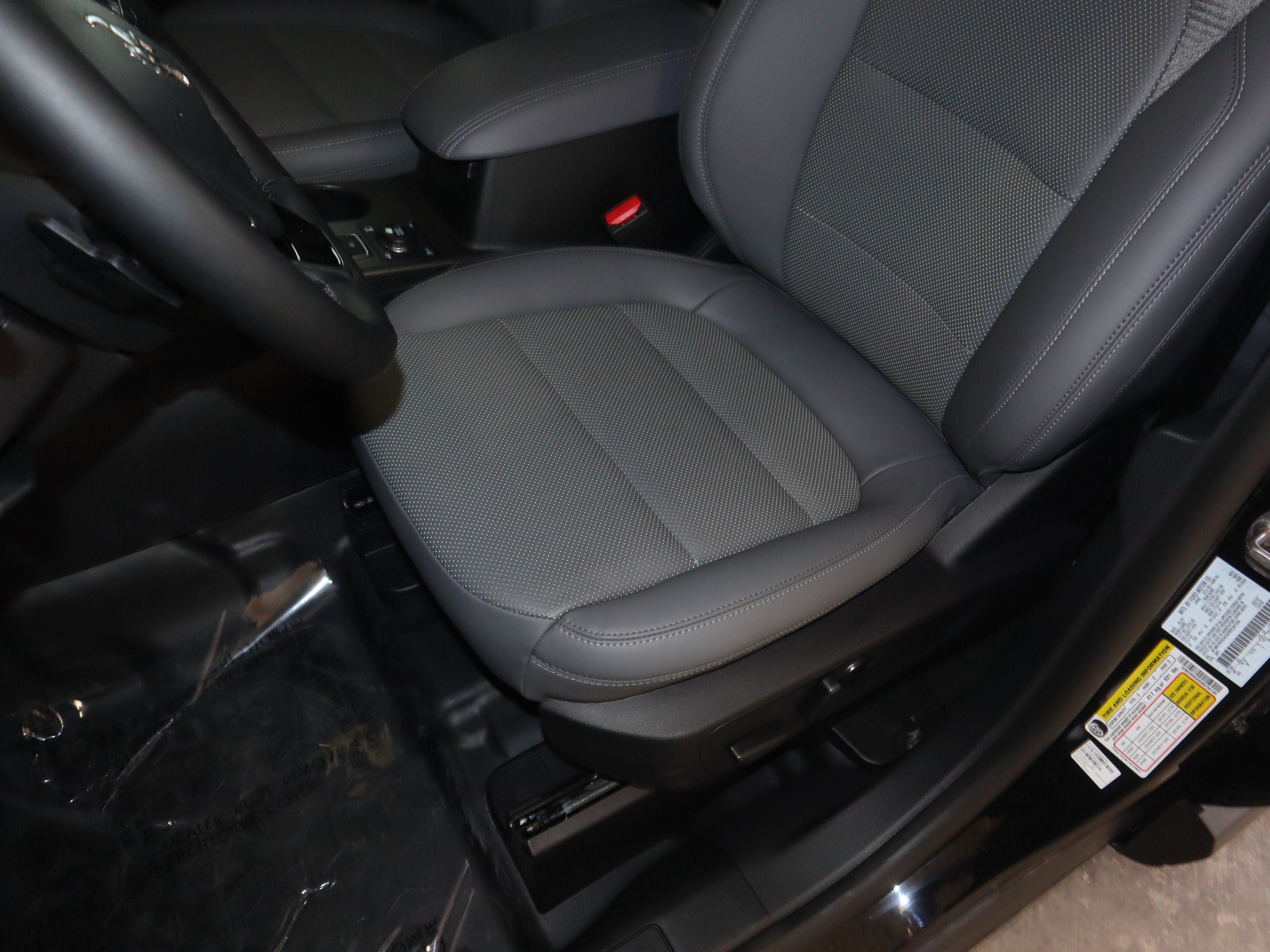 New 2025 Ford Bronco Sport Badlands AWD/4WD image 32