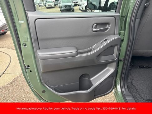 New 2026 Nissan Frontier SV w/ SV Convenience Package AWD/4WD image 32