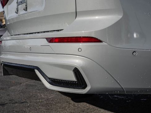 New 2026 Volvo XC60 B5 Ultra w/ Climate Package image 6