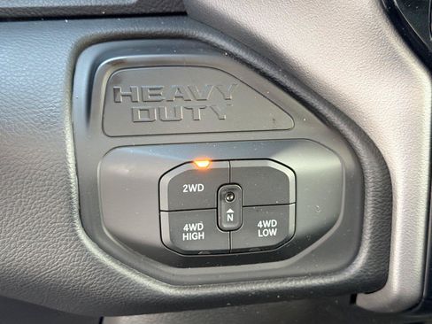 Used 2026 RAM 2500 Big Horn AWD/4WD image 30