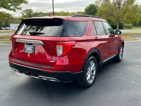 Used 2020 Ford Explorer XLT w/ Equipment Group 202A image 6
