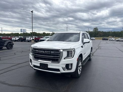 Used 2023 GMC Yukon SLT w/ SLT Premium Package AWD/4WD image 5