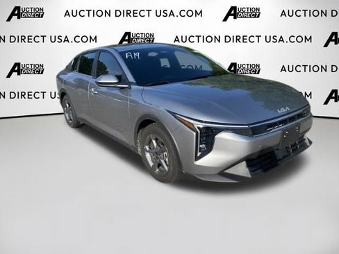 Used 2025 Kia K4 FWD image 25