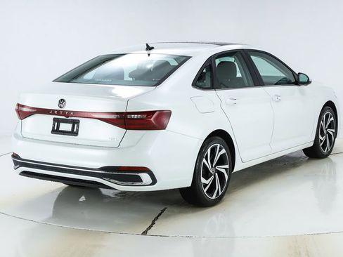 New 2026 Volkswagen Jetta SEL FWD image 9