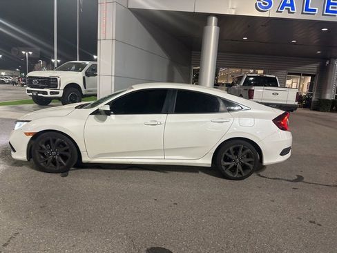 Used 2019 Honda Civic Sport image 8