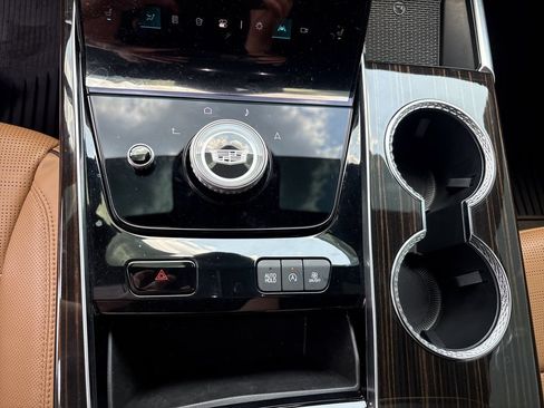 Used 2026 Cadillac Escalade Luxury RWD image 13