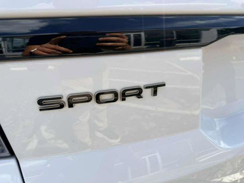 Used 2018 Land Rover Range Rover Sport HSE Dynamic AWD/4WD image 11
