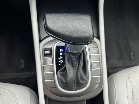 Used 2025 Hyundai Kona SEL image 41